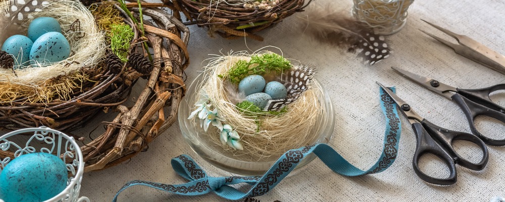 DIY Easter decorations for your home | Barratt Homes