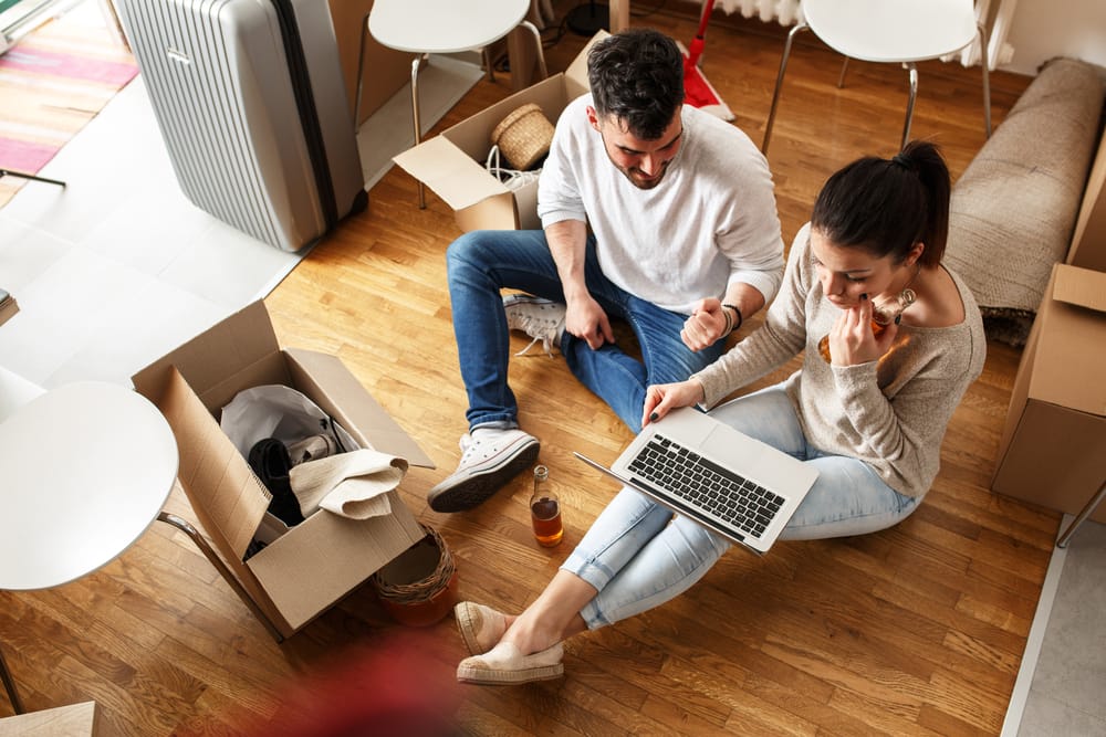 Couple and computer